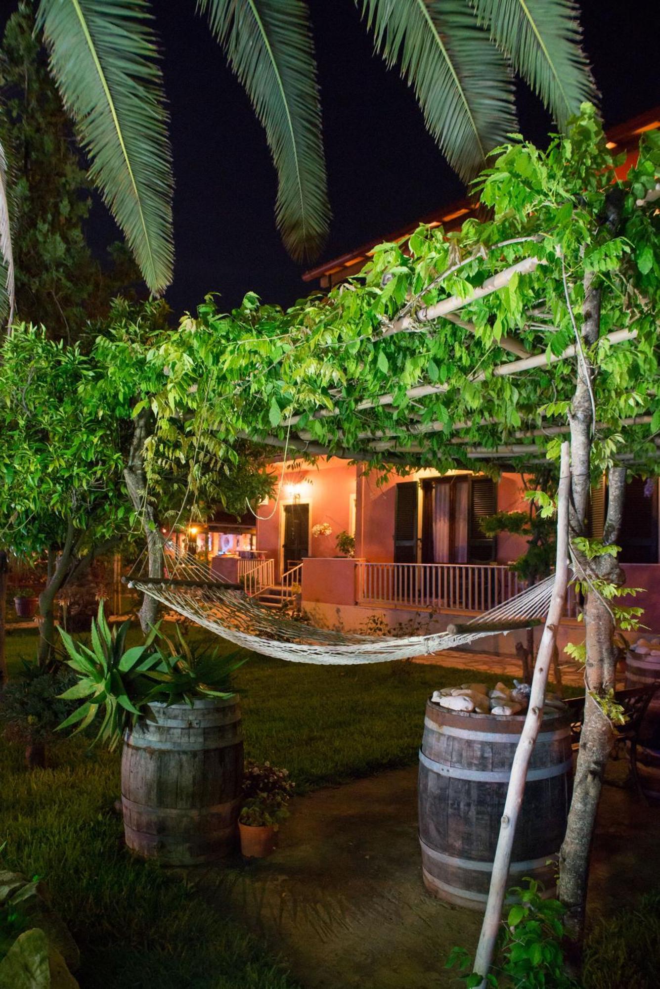 Othonas Apartments Sidari  Luaran gambar